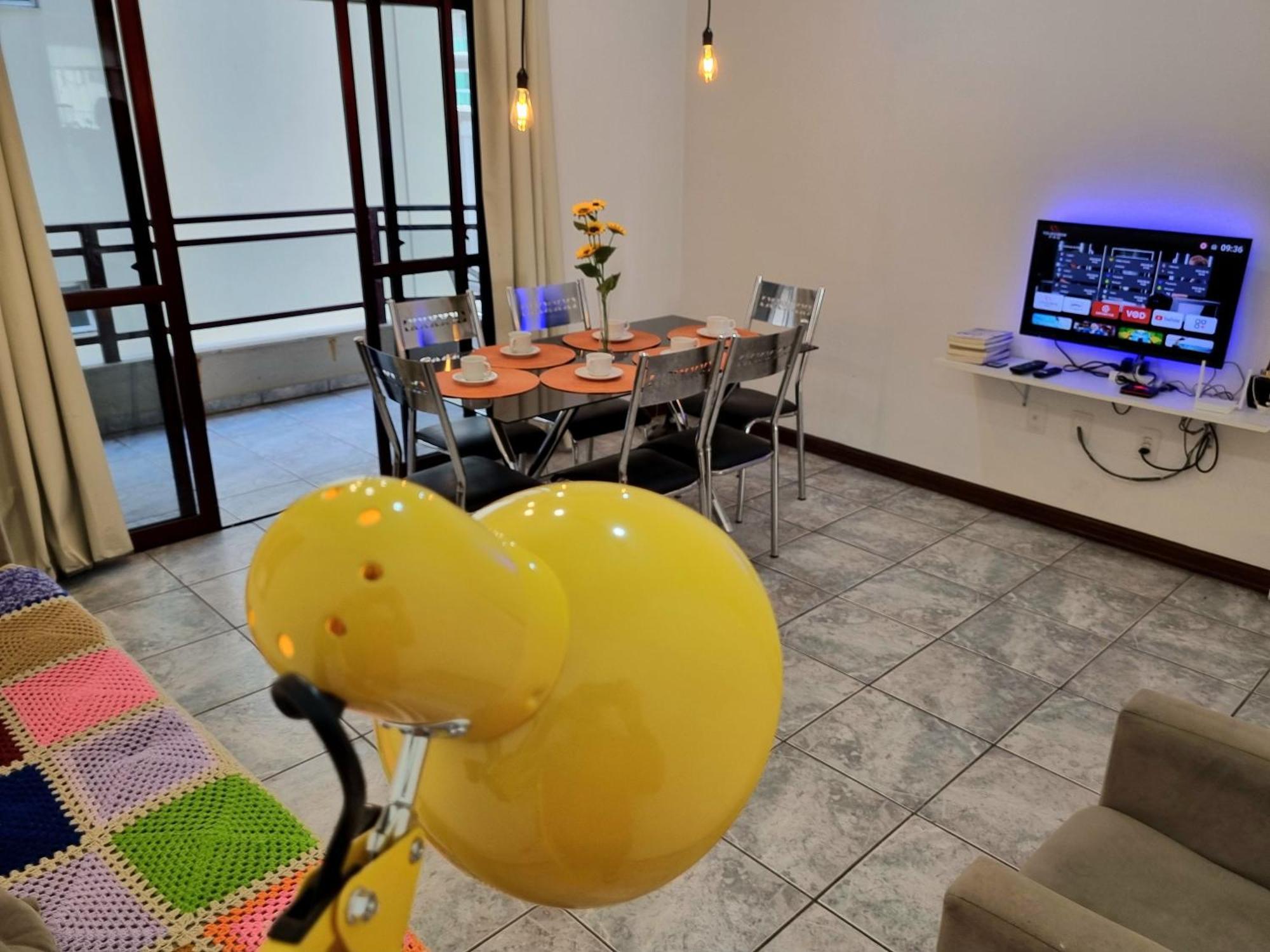 Uma Quadra E Meia Do Mar Ar Wifi Smart Tv Ітапема Екстер'єр фото